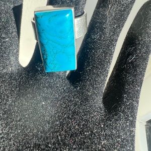 Hallmarked Mexico 925 size 9 adjustable turquoise ring .